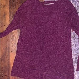 Cute maroon top from american eagle!!